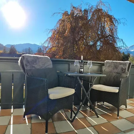 Homestay szállás Kaminwohnung Mit 24Qm Suedterrasse Naehe Zugspitze / Eibsee
